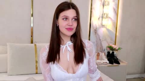 Rihanna online show from March 7, 5:35 pm