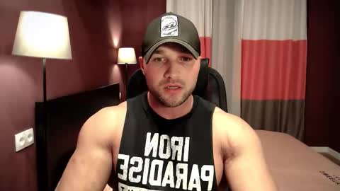 Snapshot of rikadler chatting on October 25, 11:53 am rikadler online show from October 25, 11:53 am