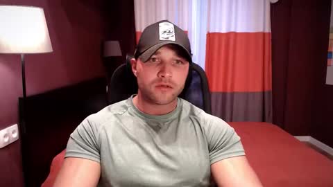 Snapshot of rikadler chatting on October 4, 10:02 am rikadler online show from October 4, 10:02 am