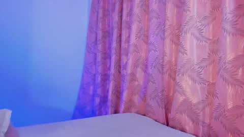 Riley online show from December 3, 10:32 pm