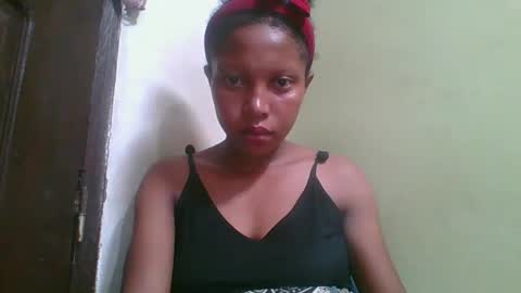 rinah654271 online show from April 20, 6:33 pm