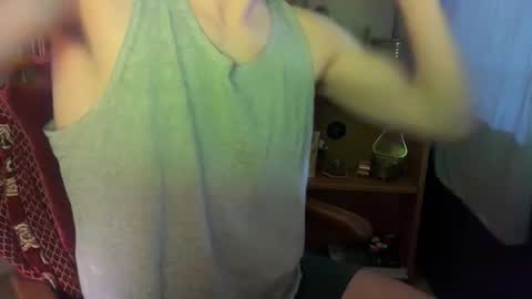 rio_inquieto online show from November 18, 3:20 am