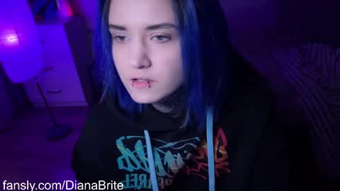 Snapshot of ripper_66 chatting on February 21, 3:32 pm DianaBrite fansl y online show from February 21, 3:32 pm