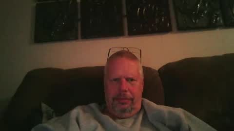 Snapshot of rob9271963 chatting on February 18, 2:16 am Rob online show from February 18, 2:16 am