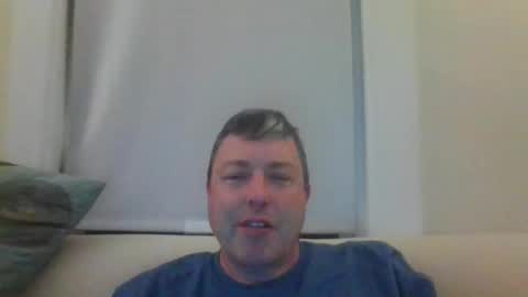 rob_bower_guy online show from December 21, 3:24 am