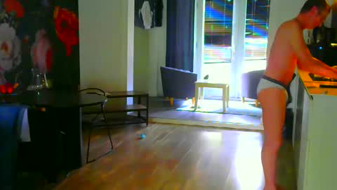 rober10000 online show from September 26, 9:28 am