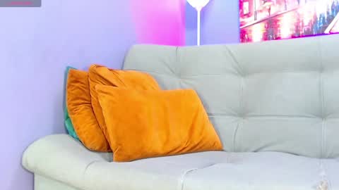 robert_kingg online show from February 4, 11:49 am