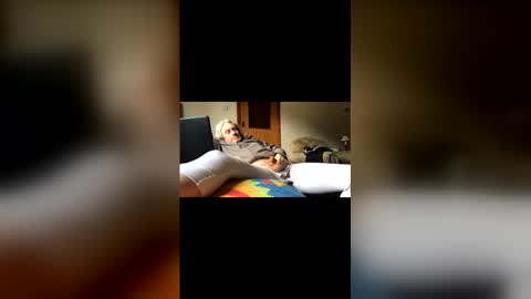 Robert online show from March 8, 2:10 pm