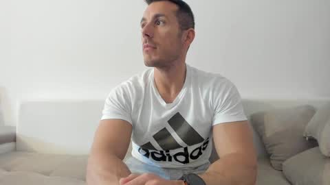 roberto4ever online show from May 7, 11:06 am