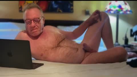 RobertTheRabbit online show from July 28, 7:39 pm