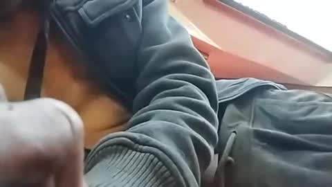 R online show from March 8, 5:39 pm