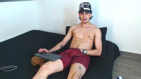 Robisson Zack online show from September 13, 4:37 am