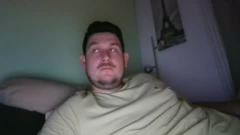 Robin online show from February 16, 10:32 pm