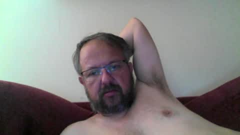 robxx32 online show from June 21, 3:40 pm