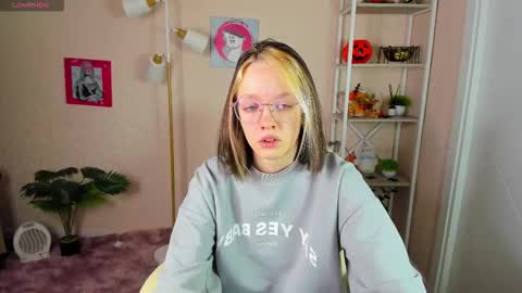 Rockett online show from November 19, 1:16 am