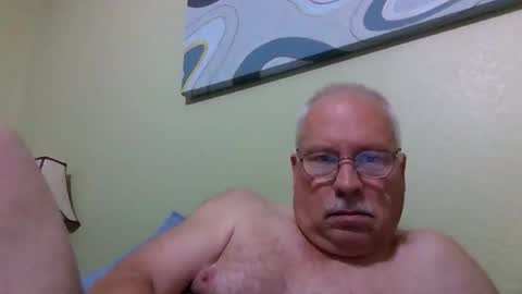 rodstud641 online show from November 9, 2:15 am