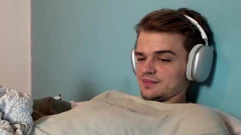 taylor fox online show from September 15, 8:43 pm