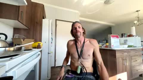 Rollinintheweeds online show from September 16, 8:23 pm