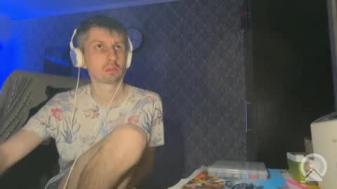 roma305991 online show from March 22, 7:18 pm