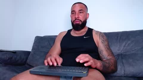 Roman online show from November 9, 6:54 pm