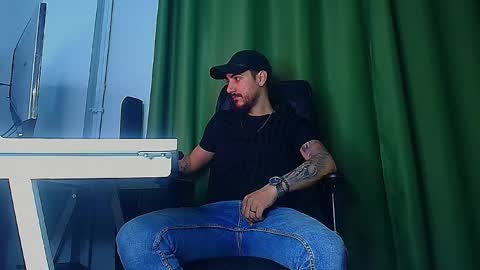 romaniamaster1 online show from March 30, 5:18 am