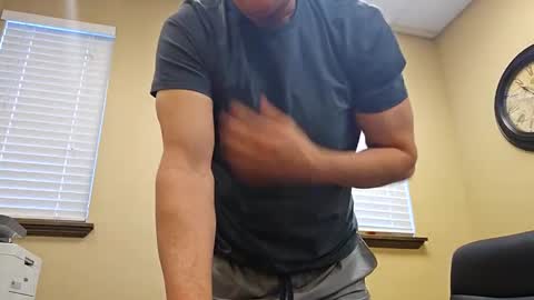 romanteeks online show from January 22, 6:52 pm