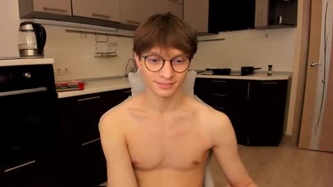 Romeo online show from November 16, 10:45 pm