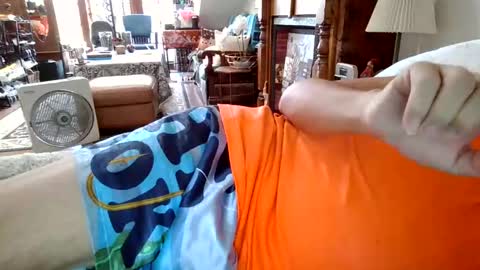 Snapshot of romeomustcum2016 chatting on February 19, 8:01 am Trinked online show from February 19, 8:01 am