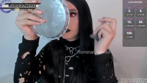 Snapshot of rominaowenxx chatting on October 22, 7:44 am ROMINA OWEN online show from October 22, 7:44 am