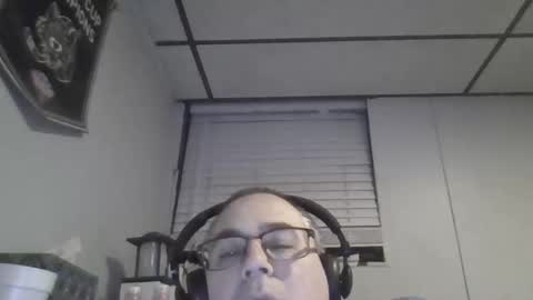 RontheWhiteWolf online show from December 16, 8:31 am