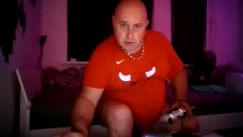 rooosveltooo online show from June 7, 1:22 am