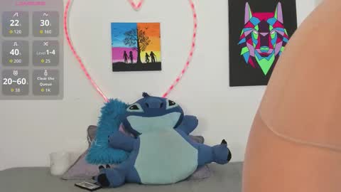    online show from October 19, 11:31 pm