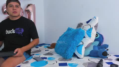    online show from January 10, 3:50 am