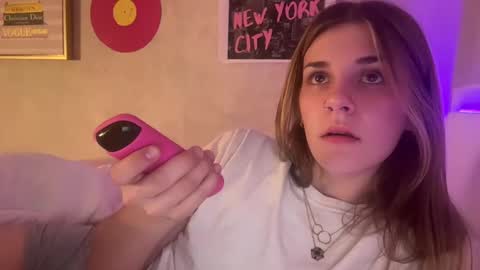 Snapshot of ros3210 chatting on October 5, 6:44 am Rose online show from October 5, 6:44 am