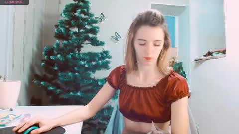 rosa843850 online show from December 15, 2:37 pm