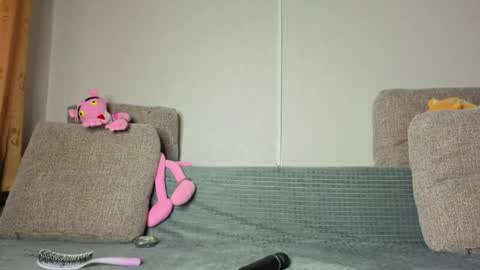 rosalina online show from April 22, 4:52 am