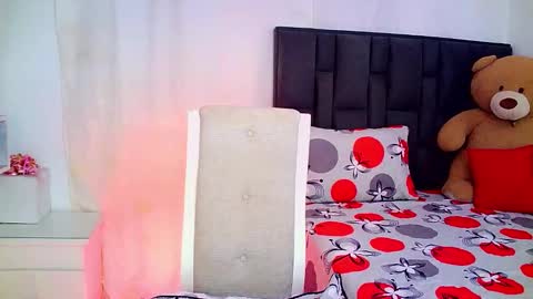 Rosalinda online show from February 20, 6:26 am