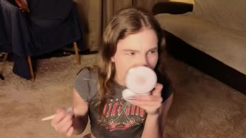 Kylie online show from April 21, 6:15 pm