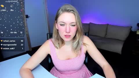 Rose but u can call me princess online show from December 3, 8:42 pm