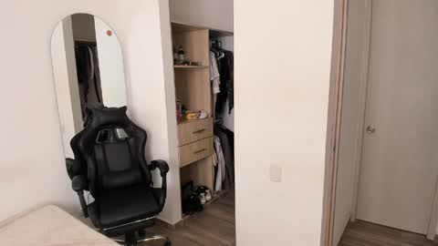 Jhoan Alexis online show from April 22, 9:00 pm