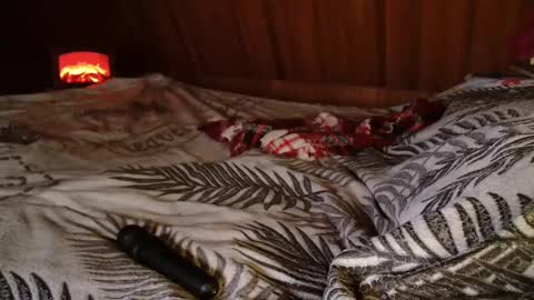 Snapshot of roseberryred chatting on February 23, 1:32 pm Roseberry online show from February 23, 1:32 pm