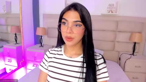 Rose online show from October 20, 2:00 pm