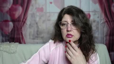 RoseHille online show from February 25, 6:11 pm