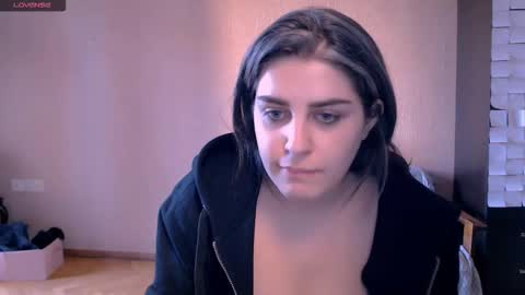 Snapshot of roselina_ chatting on October 11, 1:38 pm Rose online show from October 11, 1:38 pm