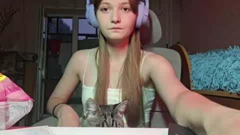 Luna online show from August 6, 2:26 pm