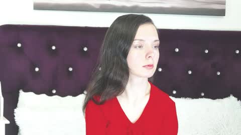 Roselyn online show from April 14, 6:05 am