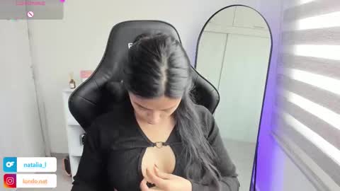 Nat online show from November 25, 4:39 pm