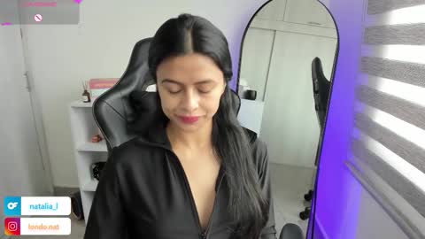 Nat online show from December 5, 3:10 pm