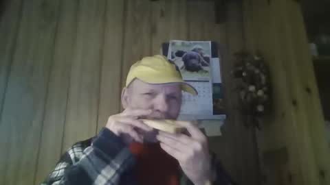 roses2u1958 online show from March 8, 6:28 am