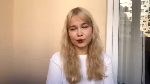 Freya online show from March 18, 11:38 am